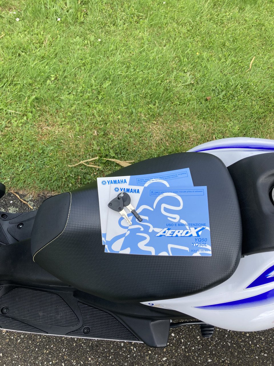 Yamaha Aerox 2010 ( Valentino Rossi )
