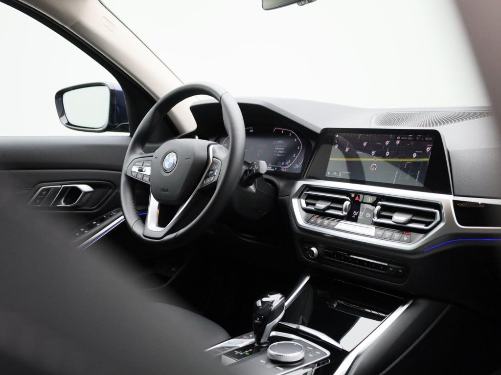 BMW 3-serie touring 318i corporate executive | automaat | lmv | parkeer sen
