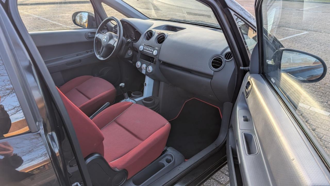 Mitsubishi Colt 1.3 | NIEUWE APK