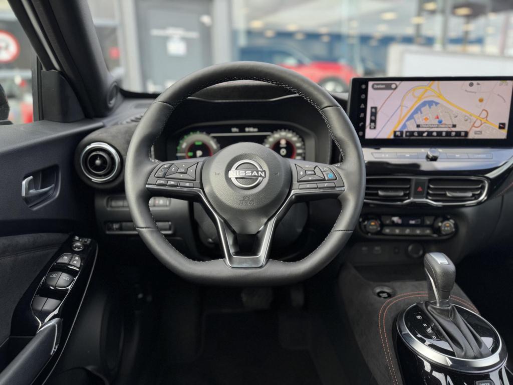 Nissan Juke 1.6 hybrid red line edition