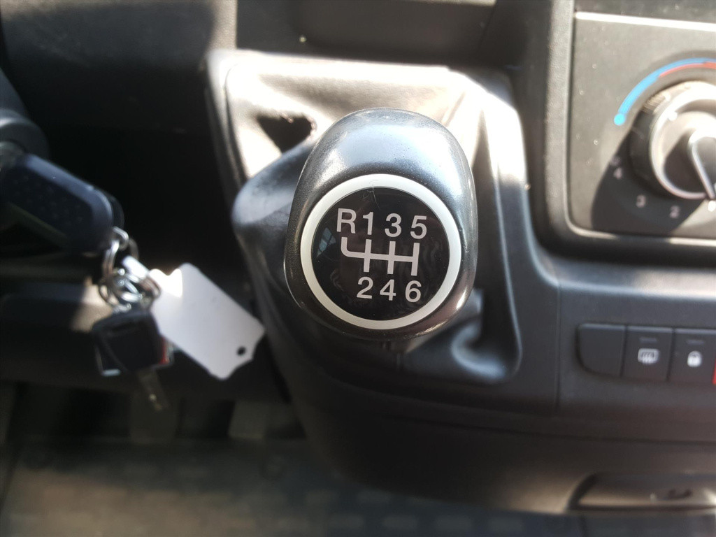 Peugeot Boxer chassisdubbelcabine 3500kg 2.2hdi-130pk dubbele cabine 7perso