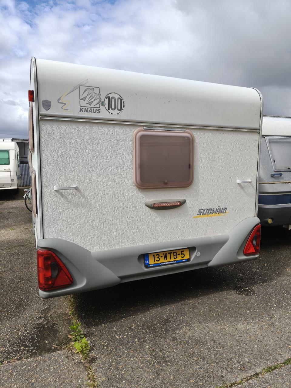 Keurige Knaus sudwind 555 B van 2001 B.j met Stapelbed