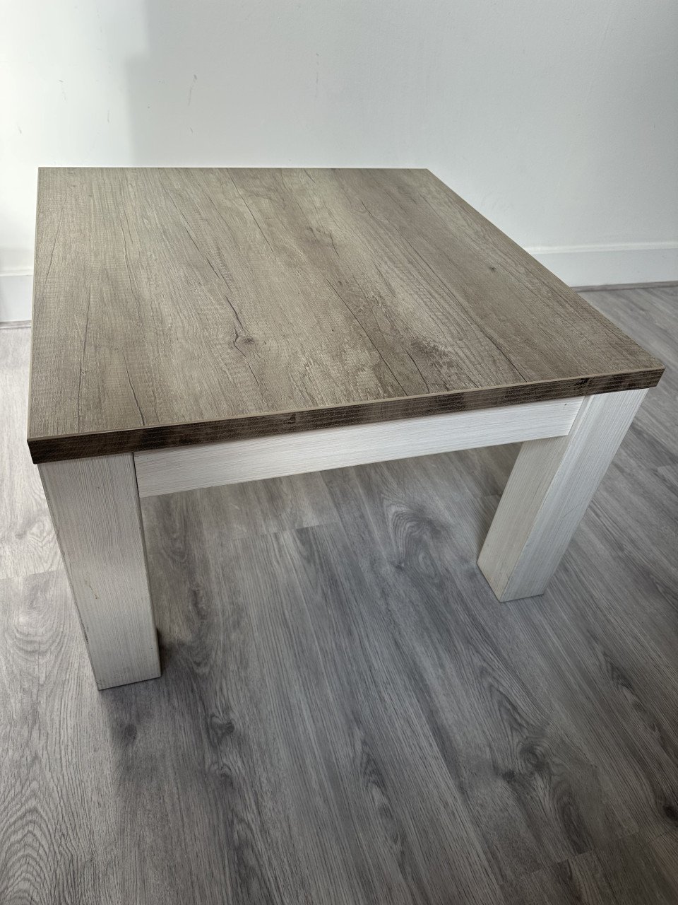 Bijzettafeltje / salontafel 80x80 cm