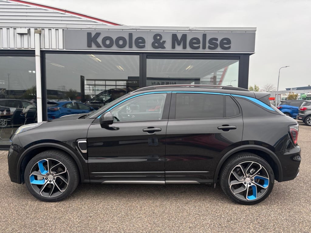 Lynk & Co 01 1.5 261pk, pano, 360gr camera, adaptive cc, carplay