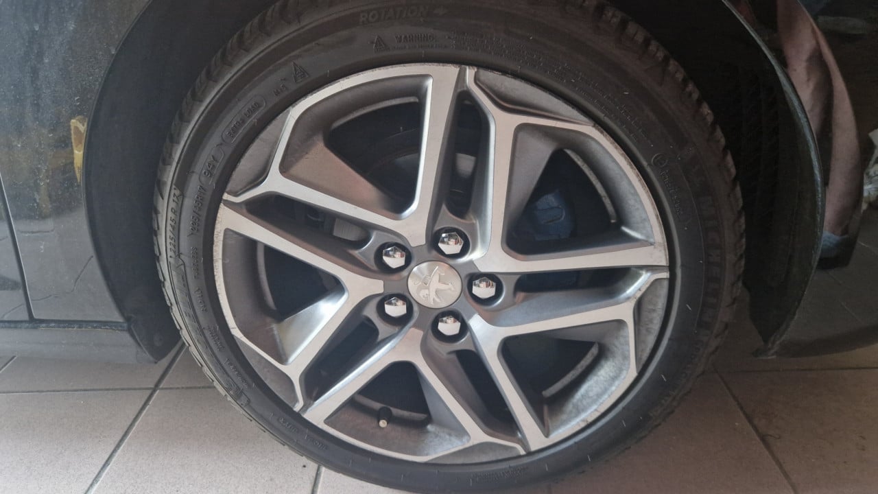 Peugeot 308 1.2 blue lion gt pakket 2017 96.000 km