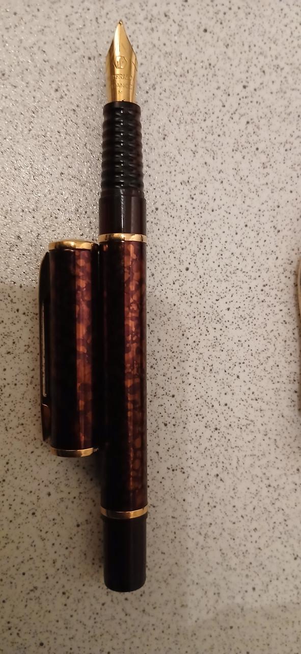 2 vulpennen met inkt patronen,Nieuw!!