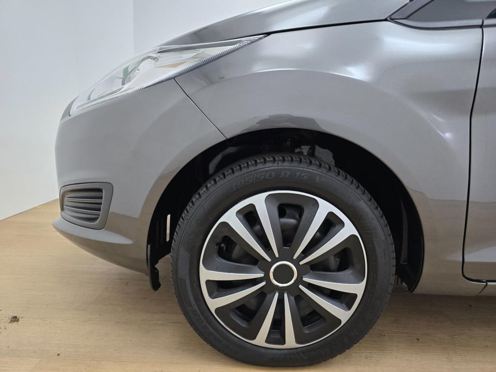 Ford Fiesta occasion 1.0 style met airco en 5 deurs uitvoering | tweedehand
