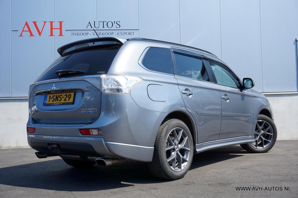 Mitsubishi Outlander 2.0 phev instyle