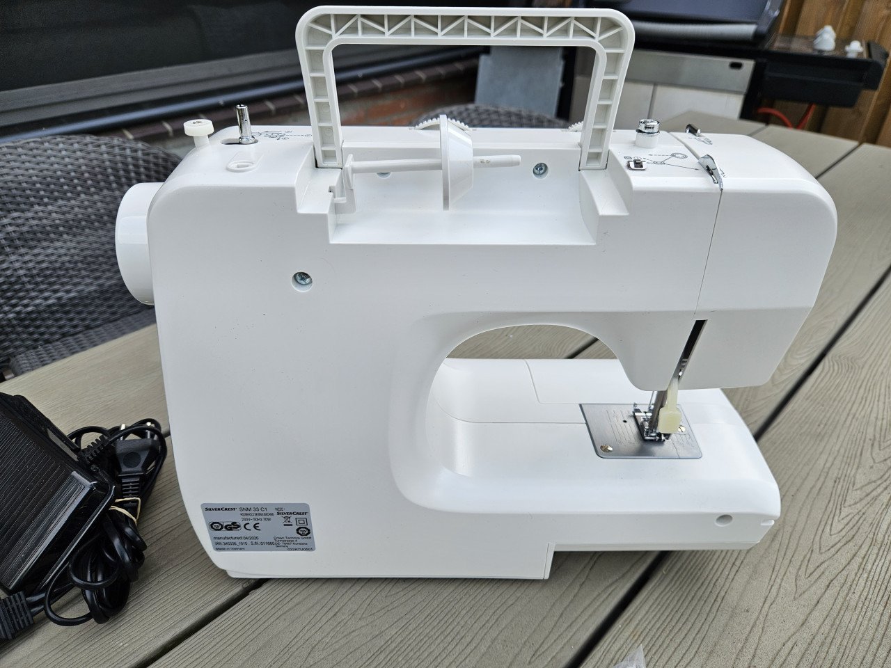 Zgan complete werkende Naaimachine silvercrest SNM 33....