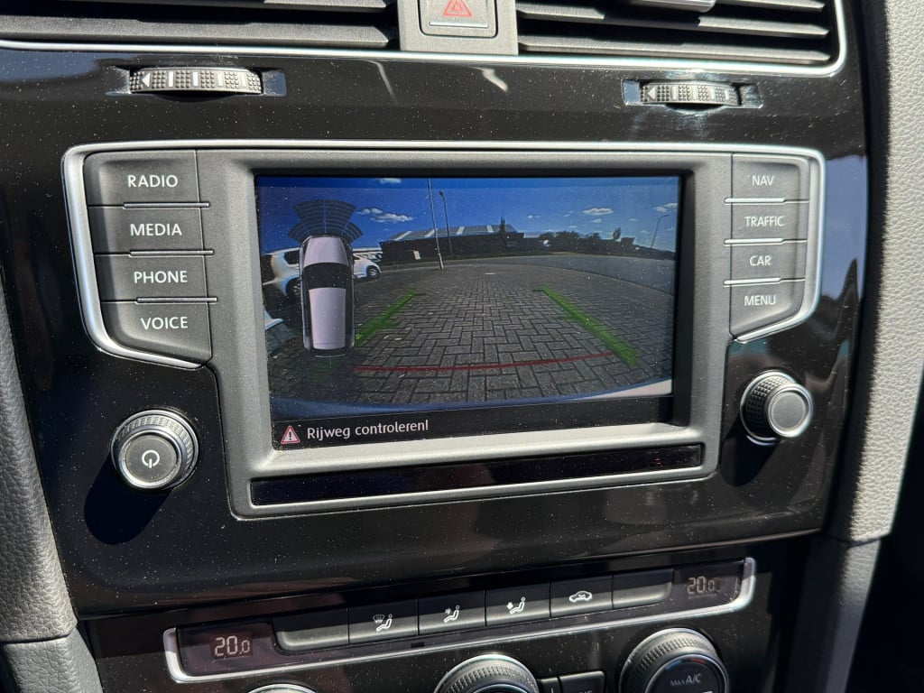 Volkswagen Golf 1.4 tsi act connected series