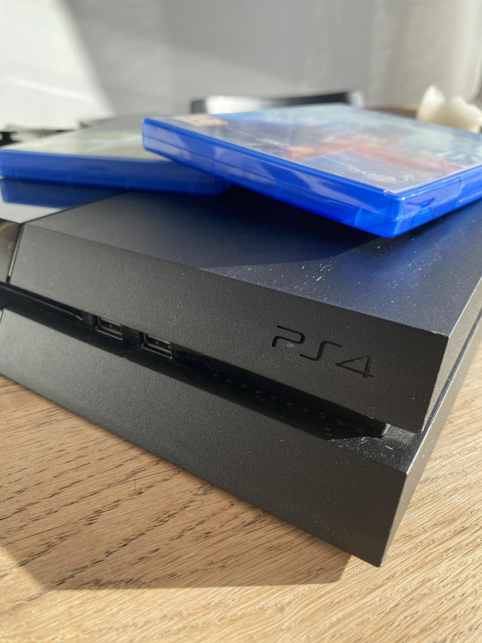 PlayStation 4 te koop
