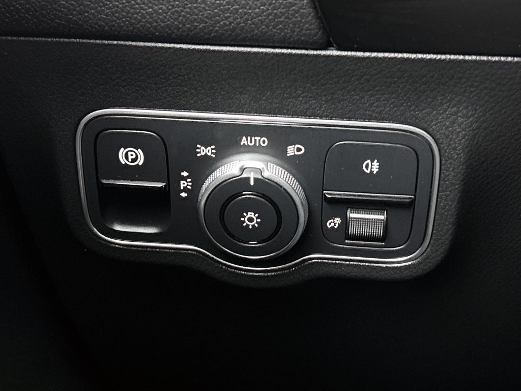 Mercedes-Benz Gla-klasse 250 e amg plug-in hybride amg line | night pakket 