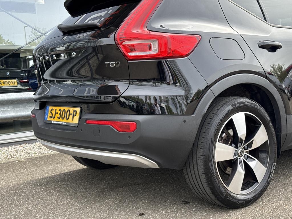 Volvo XC40 2.0 t5 awd intro edition | nl-auto | vol opties | pano | trekhaa