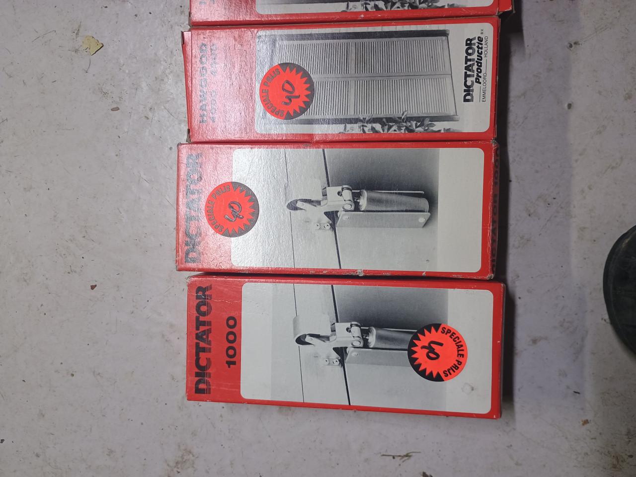 DICTATOR 1000 (deurdranger / deursluiter)