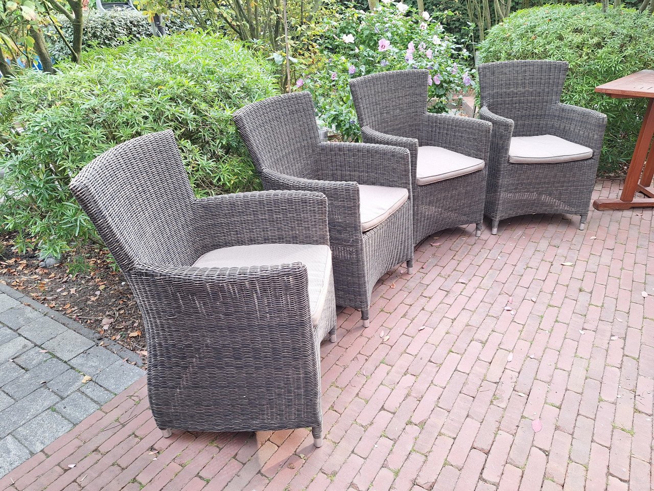Wicker tuinstoelen (4 x)