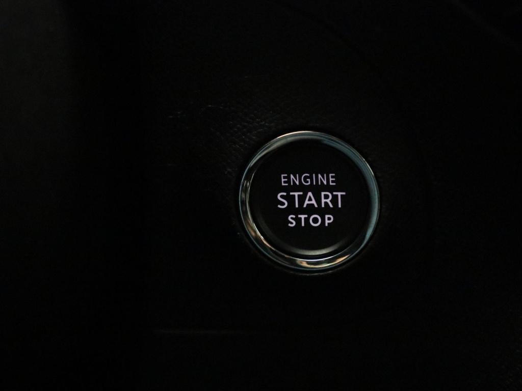 Opel Mokka-e elegance 50-kwh 136pk | navigatie | airconditioning | apple/an