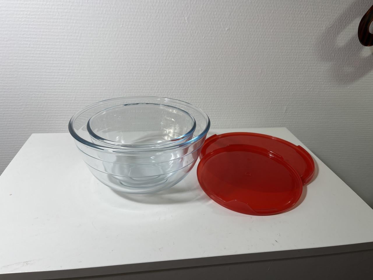 2 nieuwe Pyrex schalen