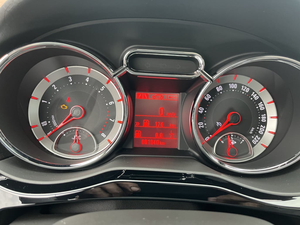 Opel Adam 1.2 glam