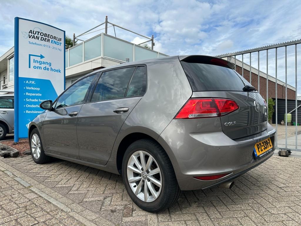 Volkswagen Golf 1.2 tsi lounge trekhaak parkeersensoren elect. inklapbare s