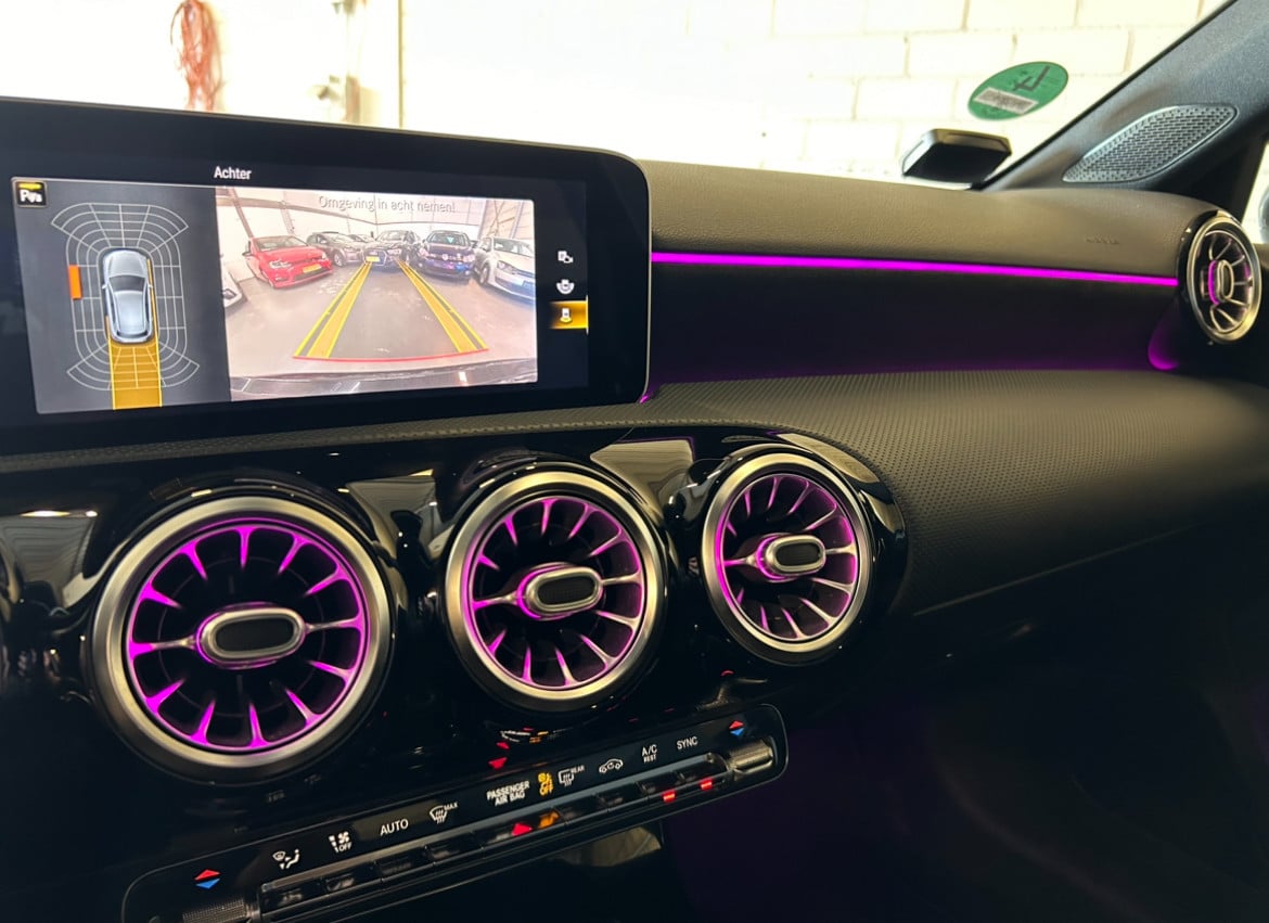 Mercedes A-klasse 200 AMG-LINE /GARANTIE/CARPLAY/APK/STOEL