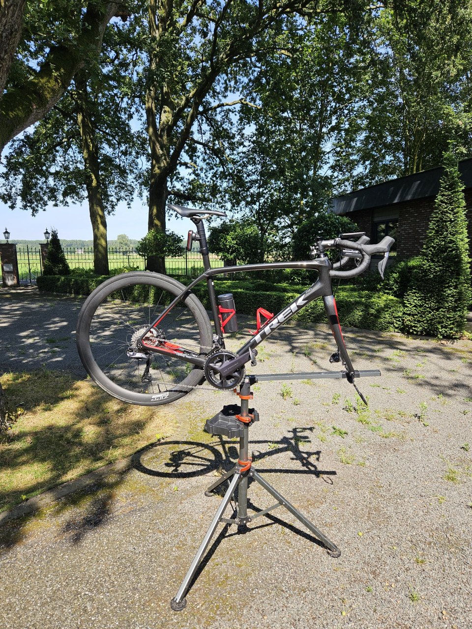 Trek Domane SL5 DI2 12 speed