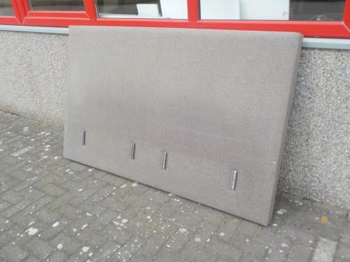 Hoofdboord voor ledikant in zeer goede staat 180 cm breed hoog 110 cm
