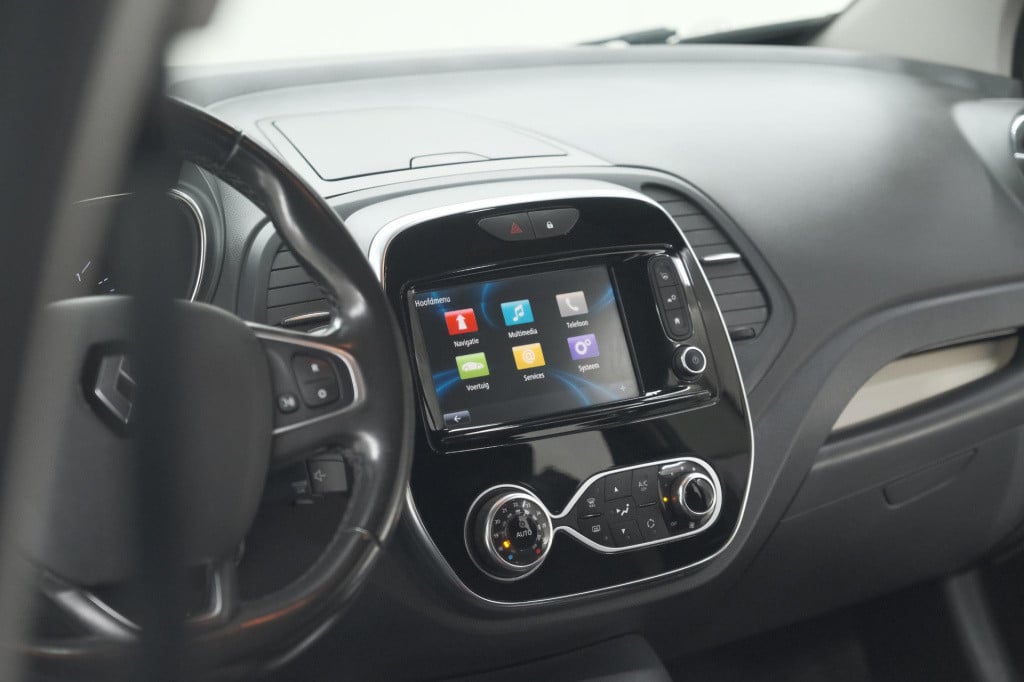 Renault Captur tce 90 intens | trekhaak | camera | navigatie | parkeersenso