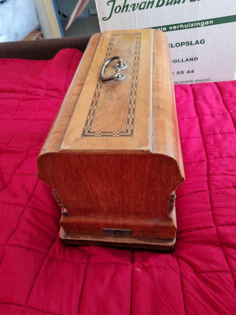 Te koop antieke naaimachine voor slechts 5 euro