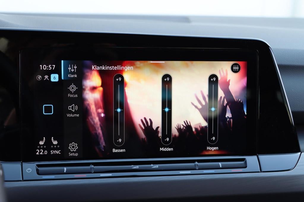 Volkswagen Golf 1.5 etsi style 150pk dsg7