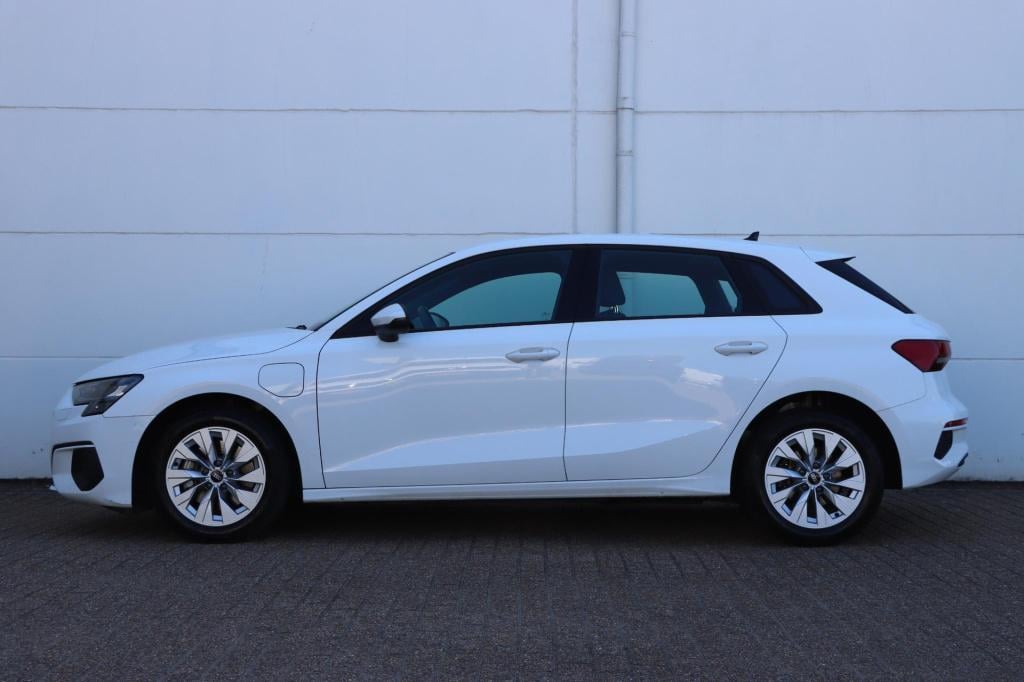 Audi A3 sportback 40 tfsi e edition 204pk s tronic