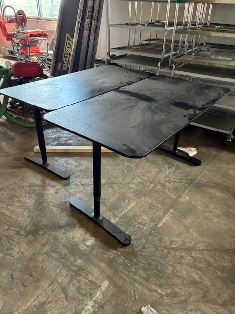 Tafels te koop 3st