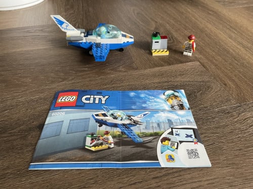 Lego City: Luchtpolitie vliegtuigpatrouille 60206