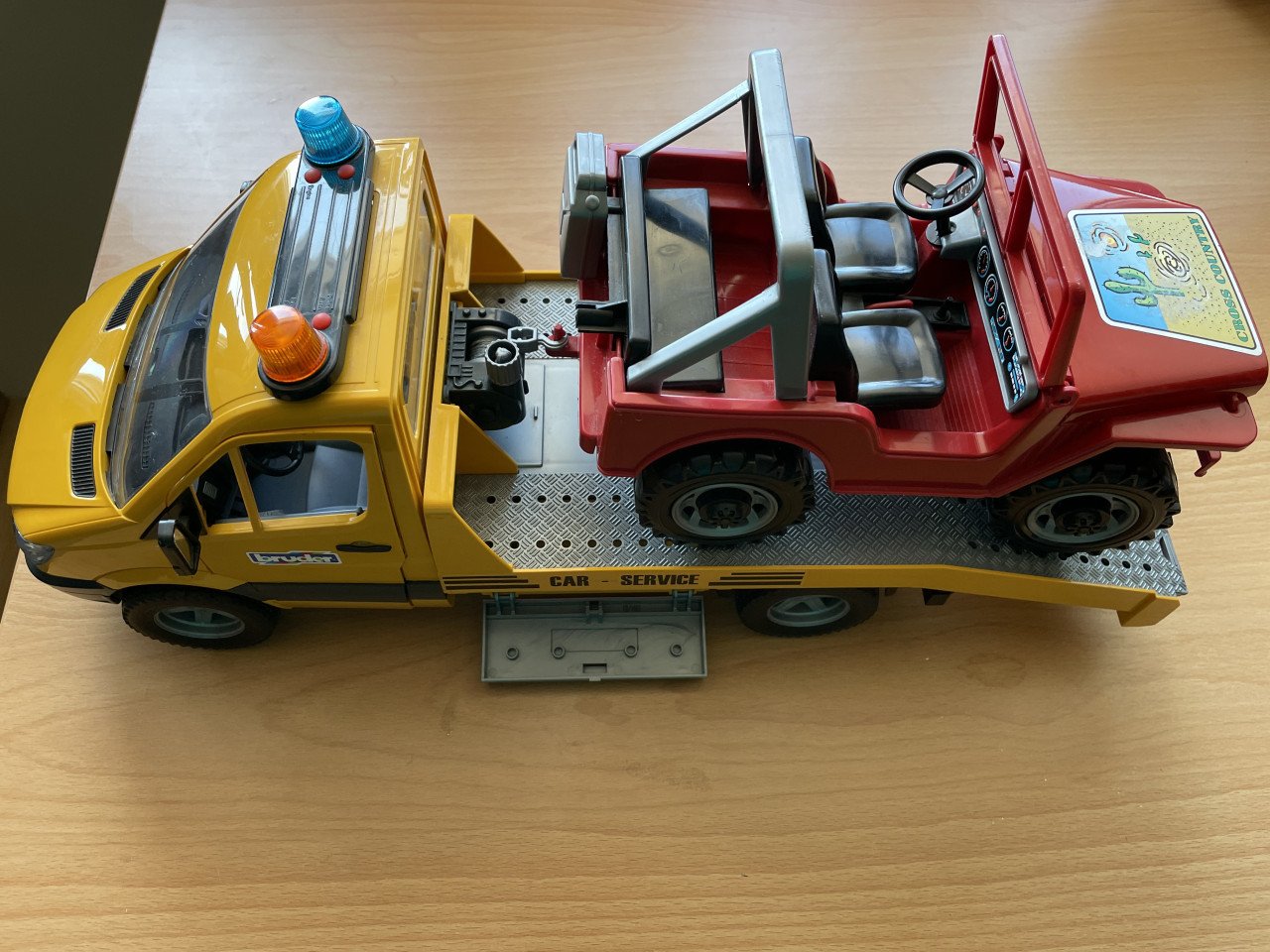 Bruder takelwagen met Jeep