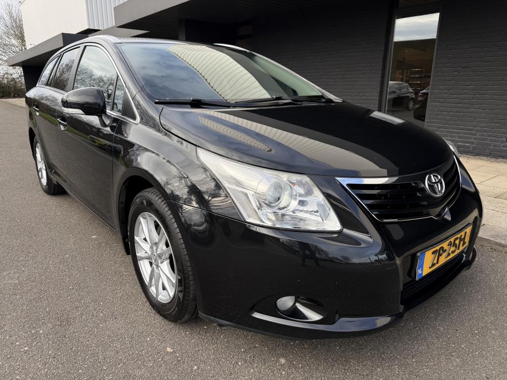 Toyota Avensis wagon 1.8 vvti business