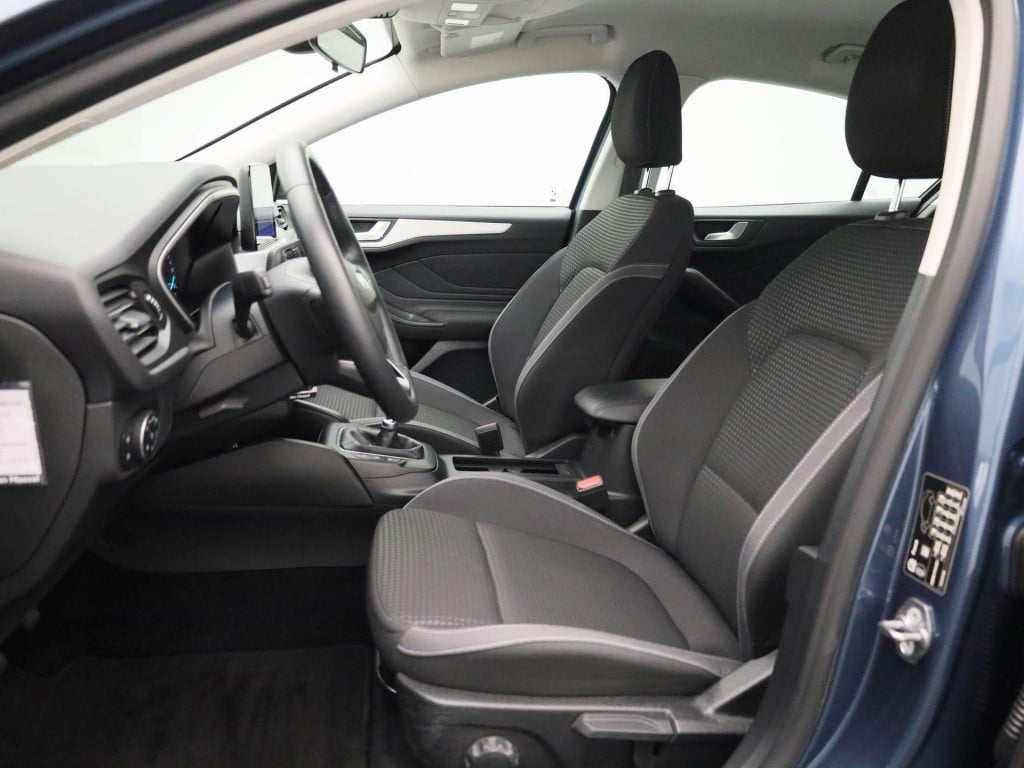 Ford Focus 1.0 ecoboost trend edition business | lmv | parkeer sensoren | b