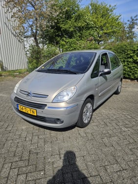 Te koop Citroën Xsara Picasso 1.6i Caractere