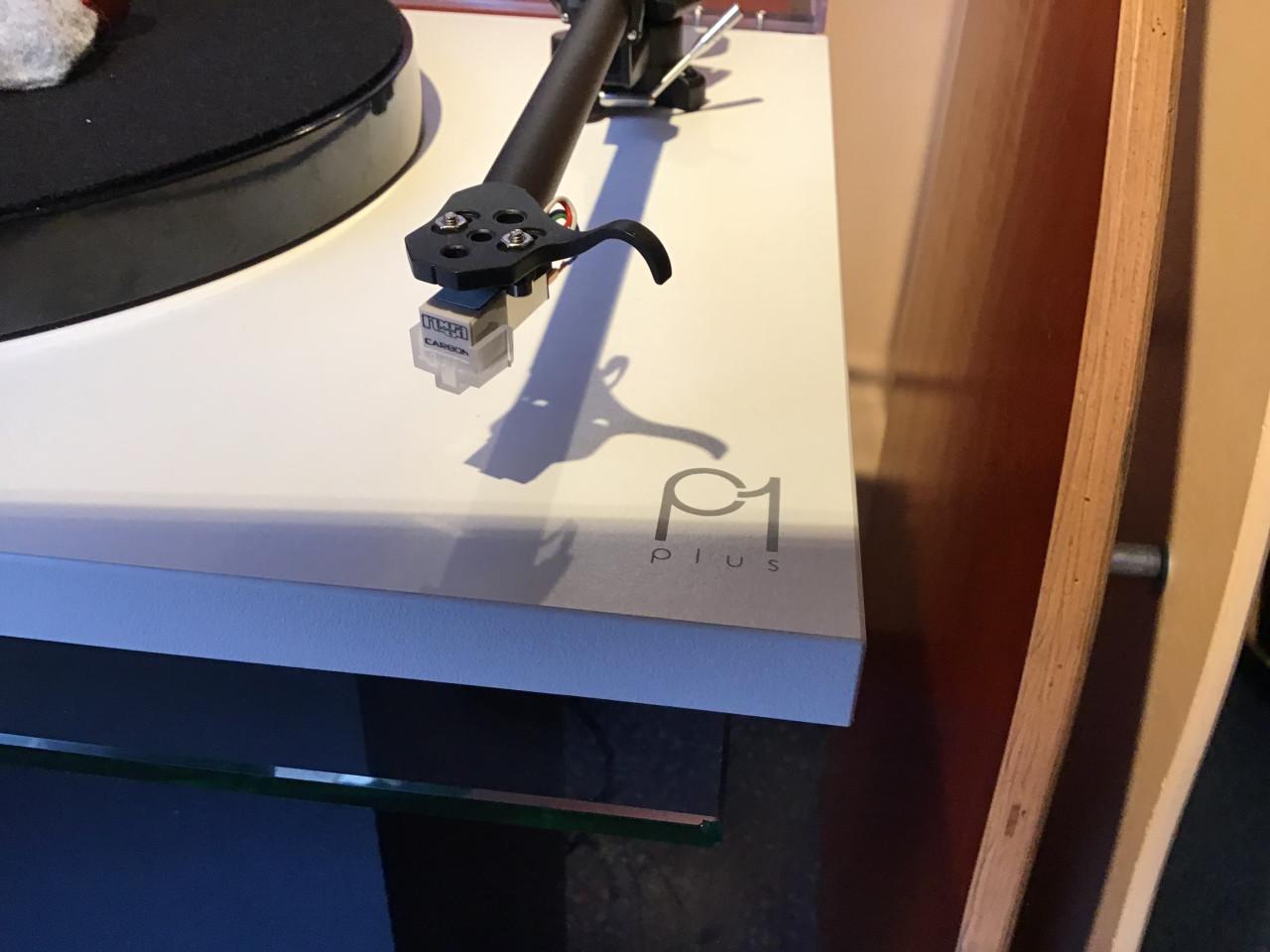 Rega P1 plus platenspeler