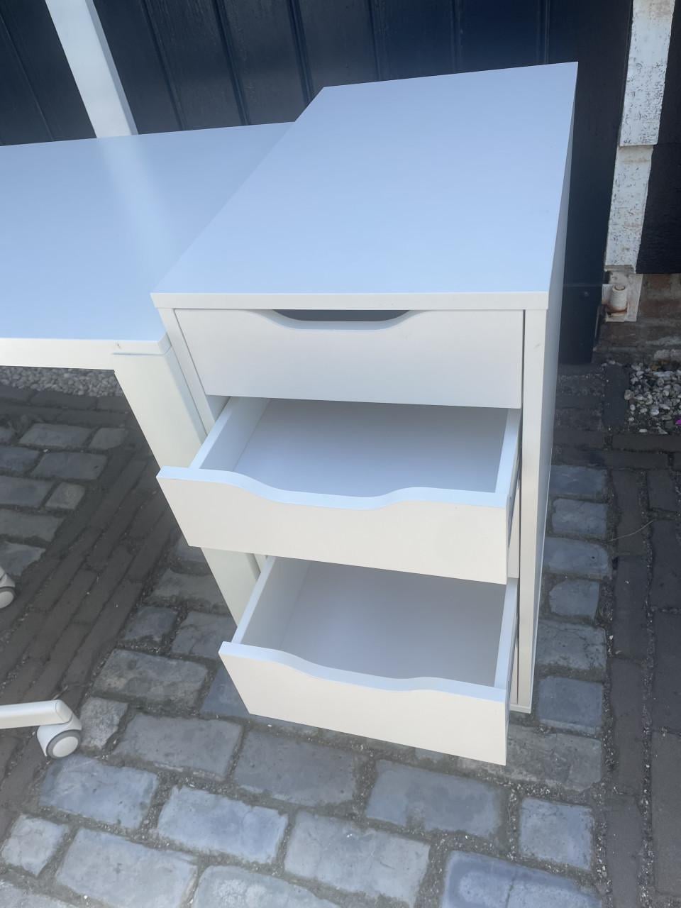 Bureau met stoel