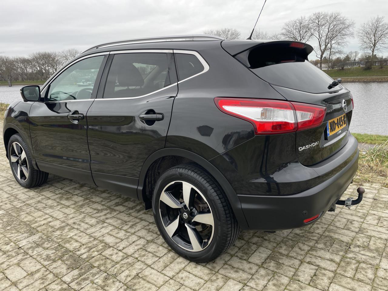 Nissan qashqai 1.2 conecta suv 2017