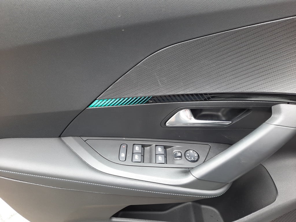 Peugeot 2008 2008 1.2 puretech 130 allure pack automaat