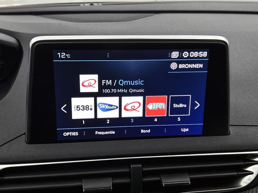 Peugeot 3008 1.2 puretech allure limited automaat | navigatie | grip contro