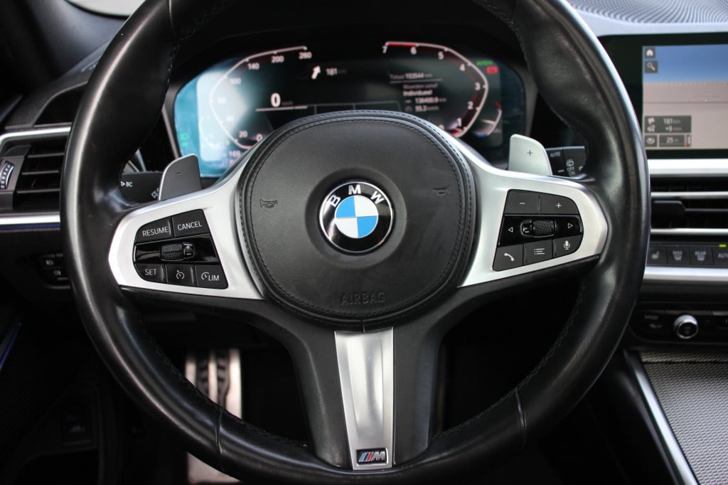 BMW 3-serie touring 330i high executive edition | m-sport | pano. | leder |