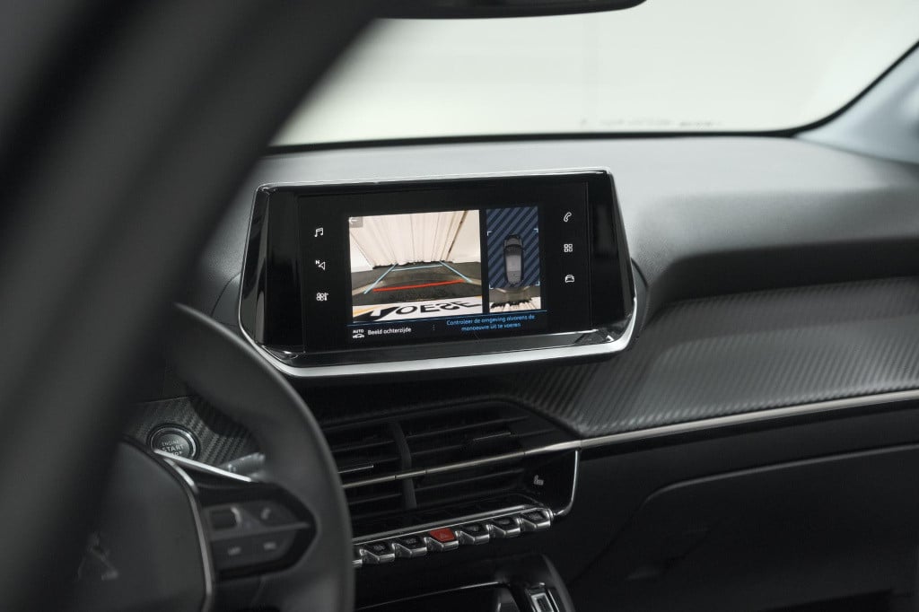 Peugeot 208 puretech 100 allure pack | camera | apple carplay | stoelverwar