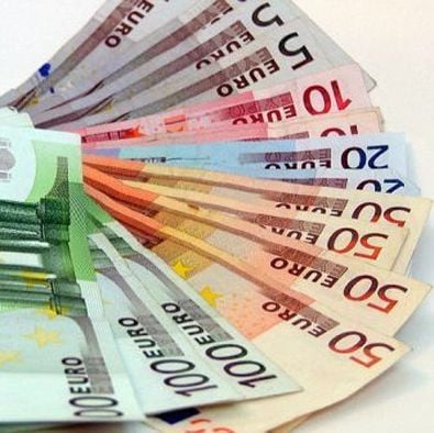 AUTO-INKOOPLIJN zoekt met spoed Alle Merken Auto's En Bussen!