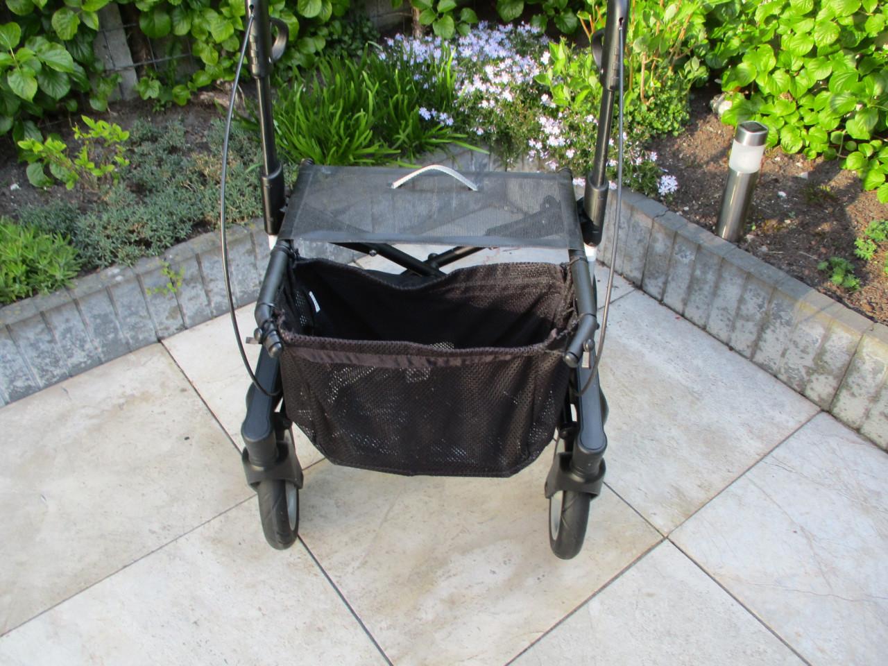 Zgan Topro OLympos  rollator met Softwielen zitje grote tas en rugleuning