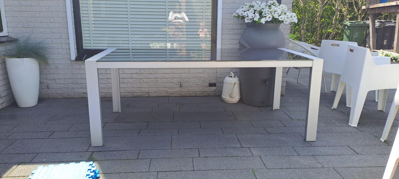 Gratis (gereserveerd)