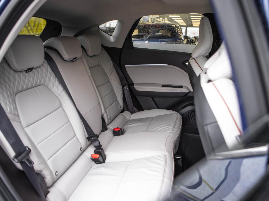 Renault Captur e-tech hybrid 145pk iconic automaat | panoramadak | 360 came