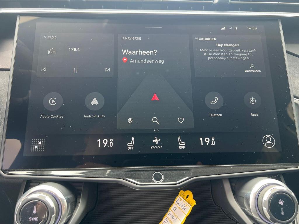 Lynk & Co 01 1.5 261pk phev , panodak , adaptive cc , 360gr camera , carlpl