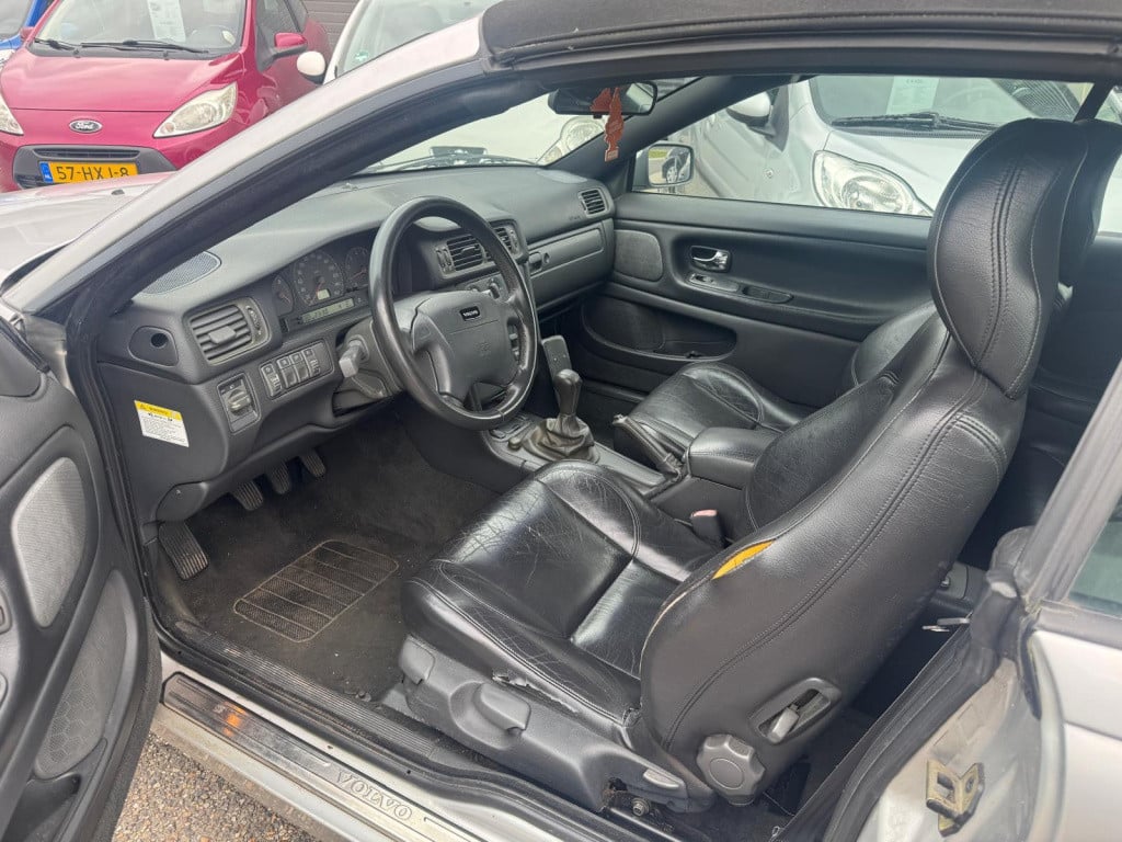 Volvo C70 convertible 2.0 t/inruilkoopje/dak werkt niet!/handel/hobby