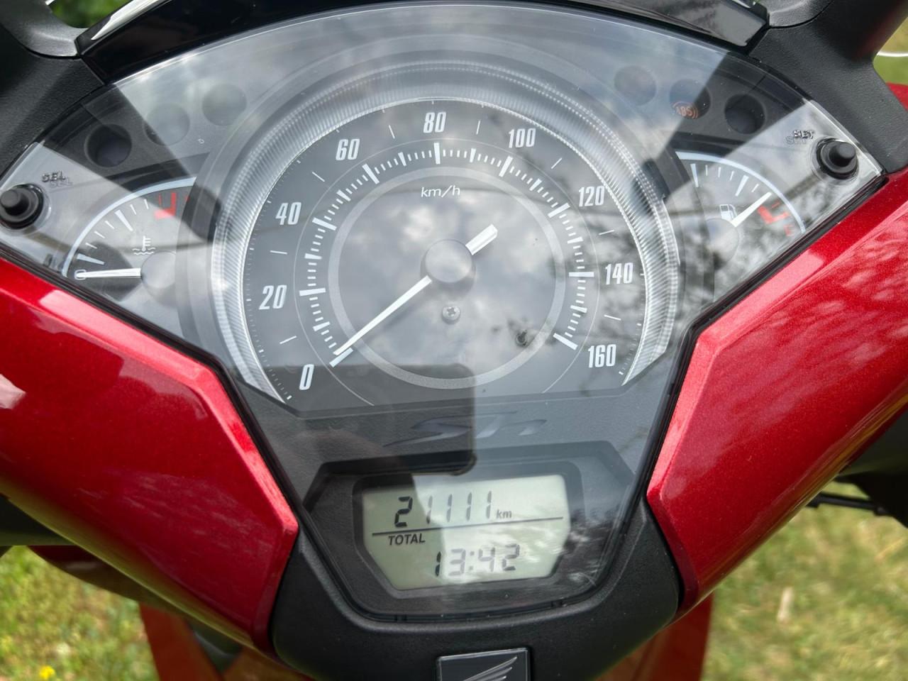 Honda sd 150i motorscooter